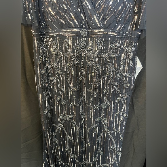 Mac Duggal 9064 NWT EMBELLISHED CAP SLEEVE FAUX WRAP TRUMPET GOWN - NWOT - Picture 7 of 12